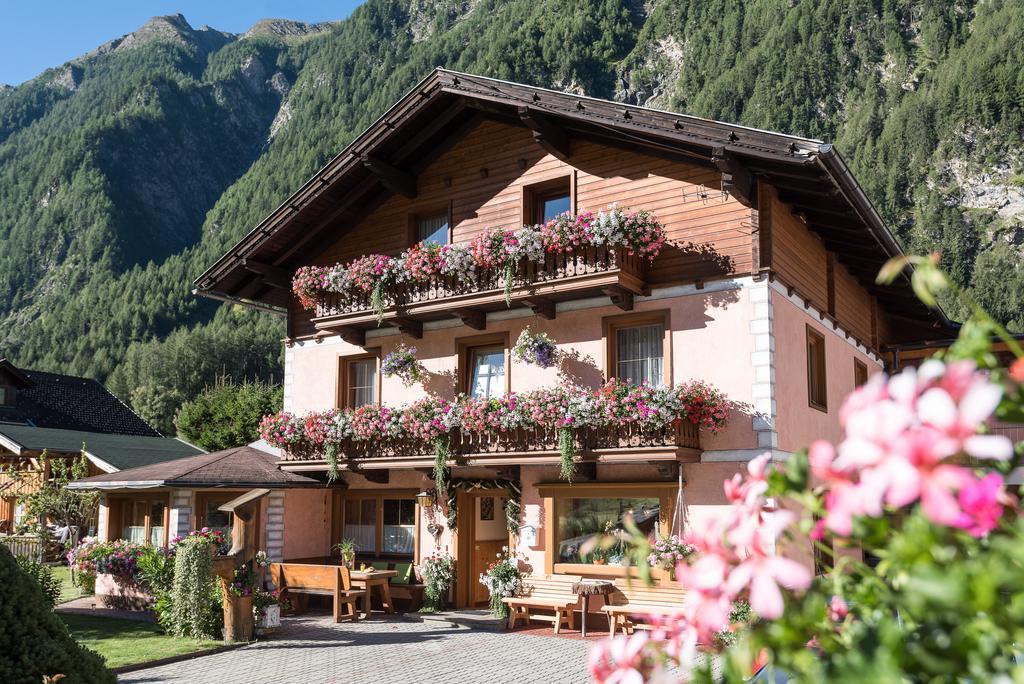 Landhaus Lackner Heiligenblut Exterior photo